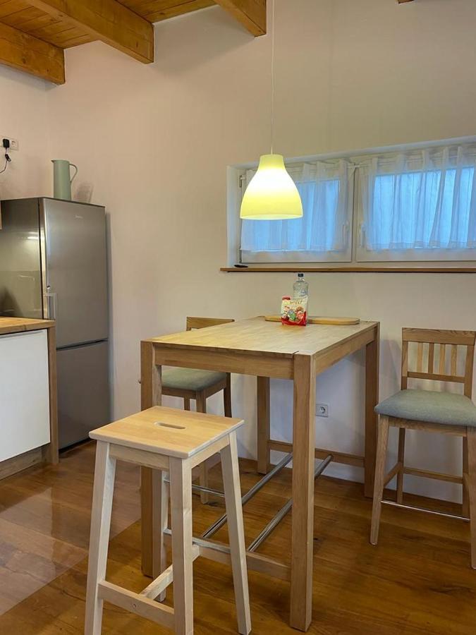 Ferienwohnung Im Stadtzentrum Von Bernau - Komfortable Wohnung Mit 2 Zimmern, Bad, Spuelmaschine, Waschmaschine, Komplette Kueche, Wlan, Terrasse, Ruhige Lage แบร์เนา ไบ เบอร์ลิน ภายนอก รูปภาพ