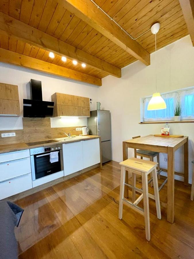 Ferienwohnung Im Stadtzentrum Von Bernau - Komfortable Wohnung Mit 2 Zimmern, Bad, Spuelmaschine, Waschmaschine, Komplette Kueche, Wlan, Terrasse, Ruhige Lage แบร์เนา ไบ เบอร์ลิน ภายนอก รูปภาพ